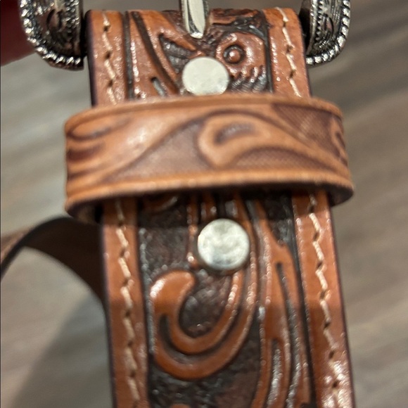 Montauk Genuine Leather Tooled Western Rodeo,filigree buckle,single stitch edge - Picture 6 of 10